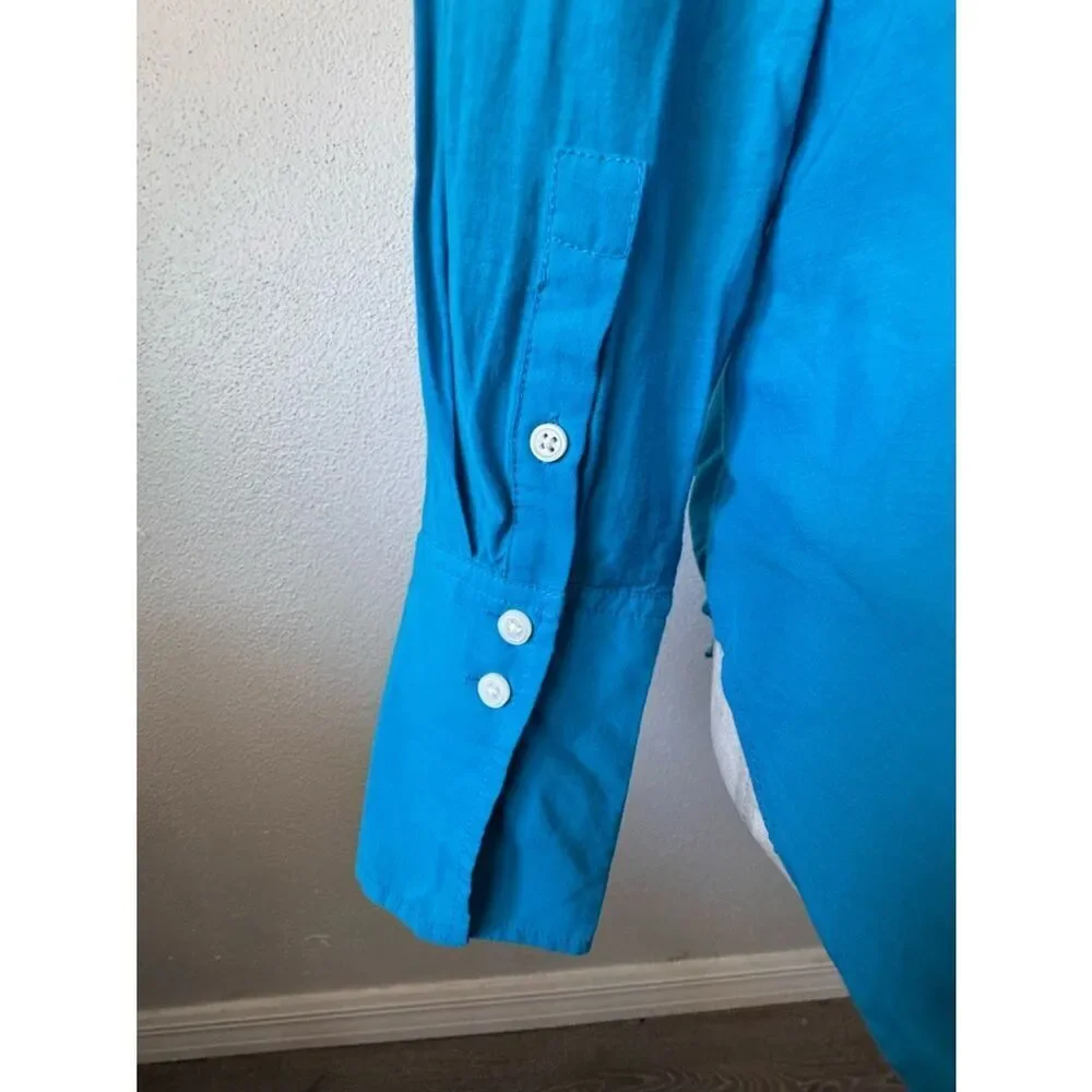 J. Crew Women's Long-Sleeve Button-Down Blue Blouse Boyfriend Cut SZ  2